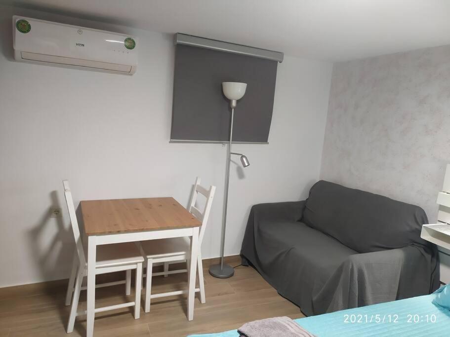 Estudio Maria De Waard Nerja Exteriör bild