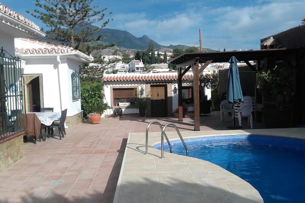 Estudio Maria De Waard Nerja Exteriör bild